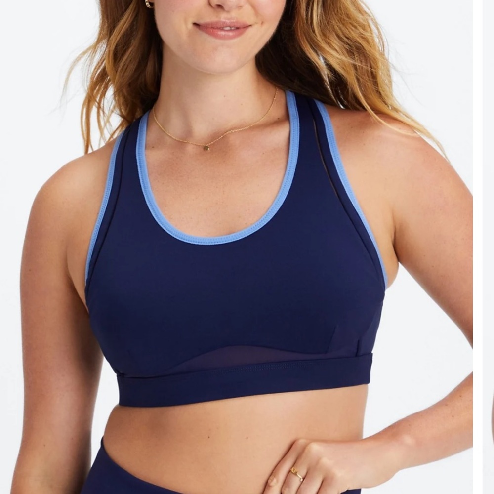 Fabletics: Belle High Impact Sports Bra, Size M - Picture 1 of 2